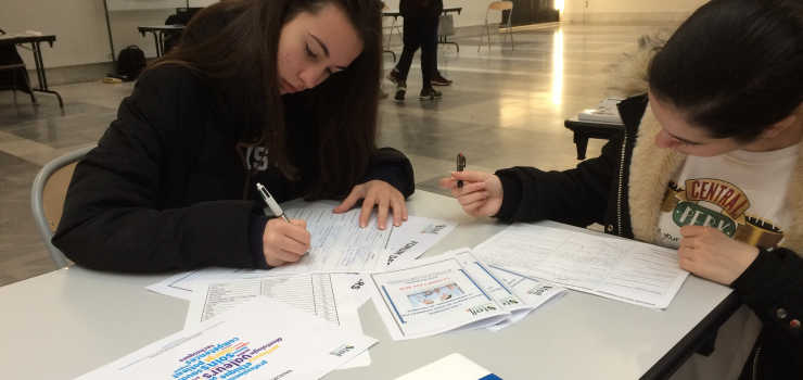 L’IFSI du CHD STELL au Forum des métiers de Nanterre